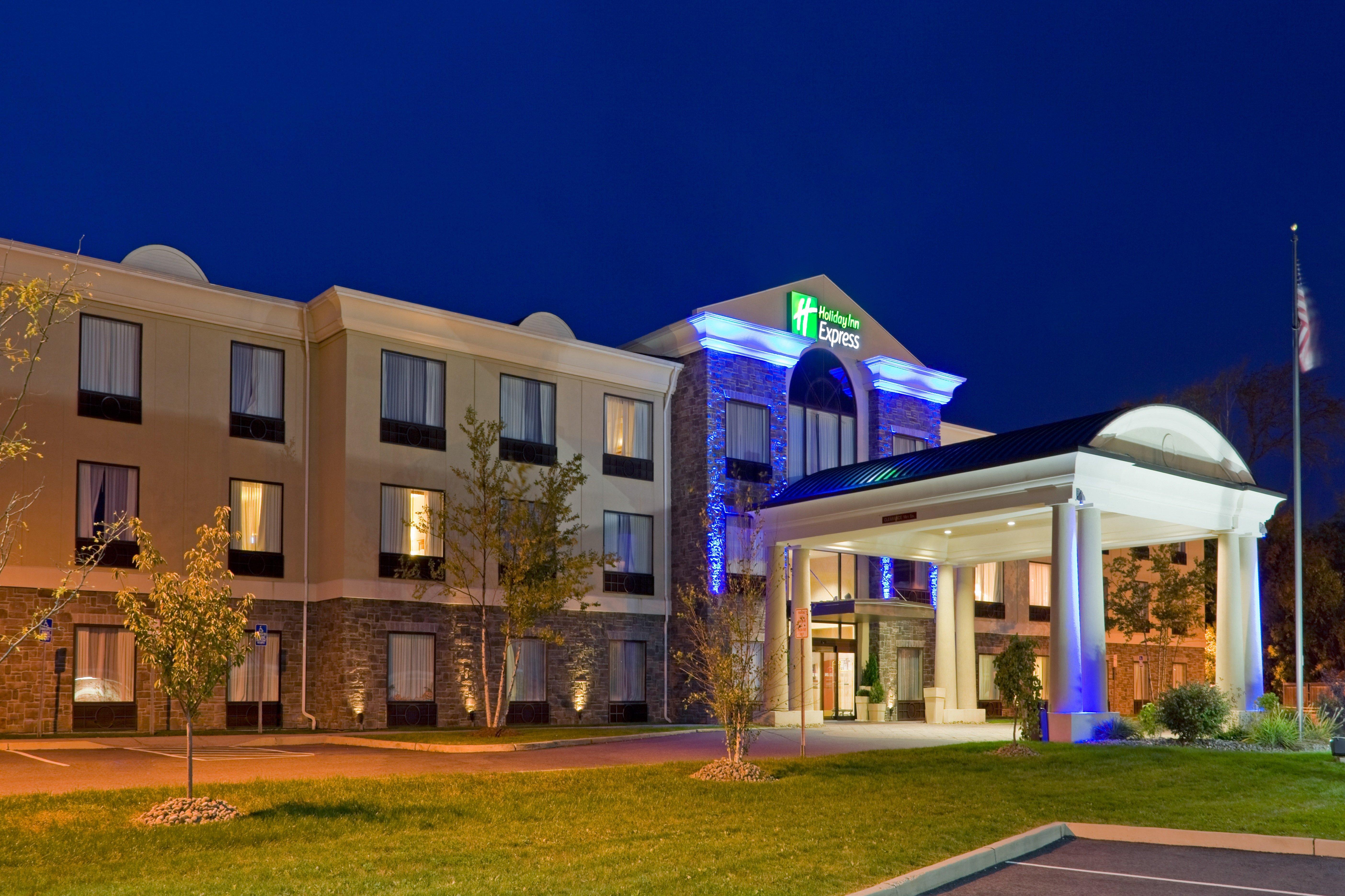 Holiday Inn Express Hotel & Suites Chester By Ihg Exteriér fotografie