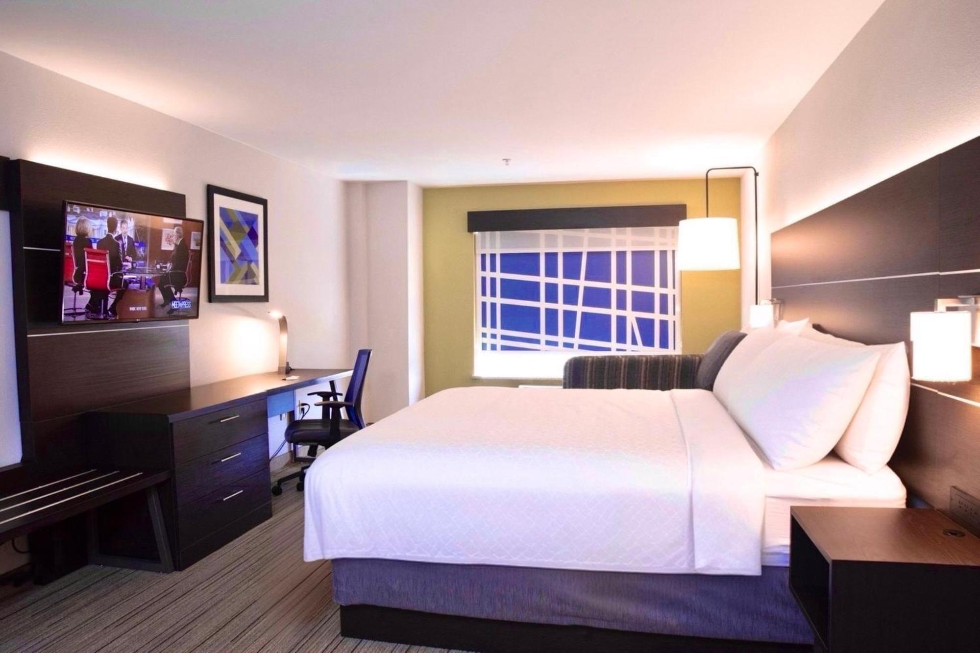 Holiday Inn Express Hotel & Suites Chester By Ihg Exteriér fotografie